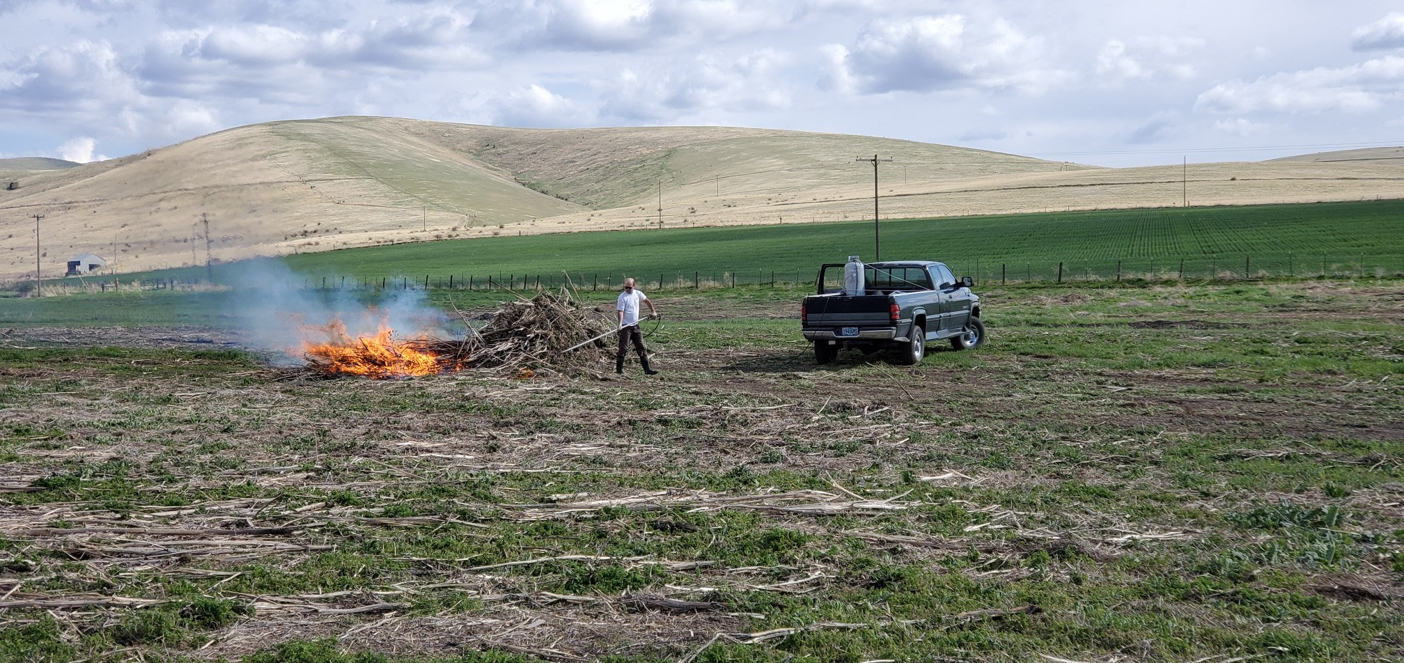 CE0A40F2-7206-4C1C-A74D-320B2F04289B