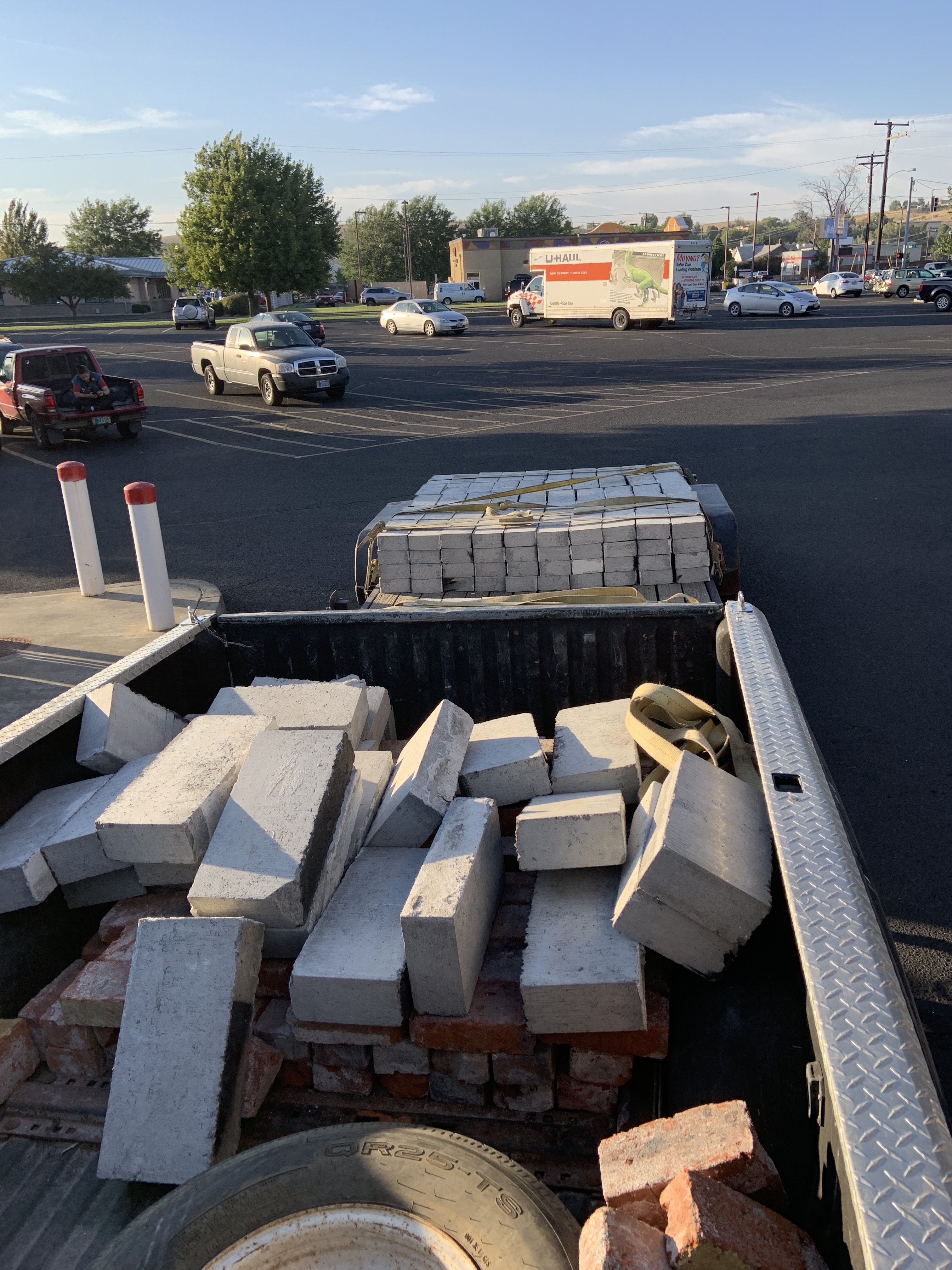 F8770A4B-8A14-479A-8523-CFD2C8F94216